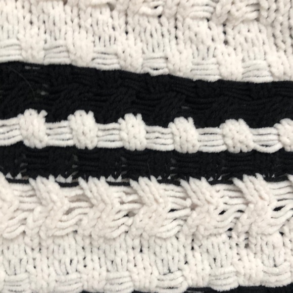 Universal Thread from Target sweater - Picture 2 of 5